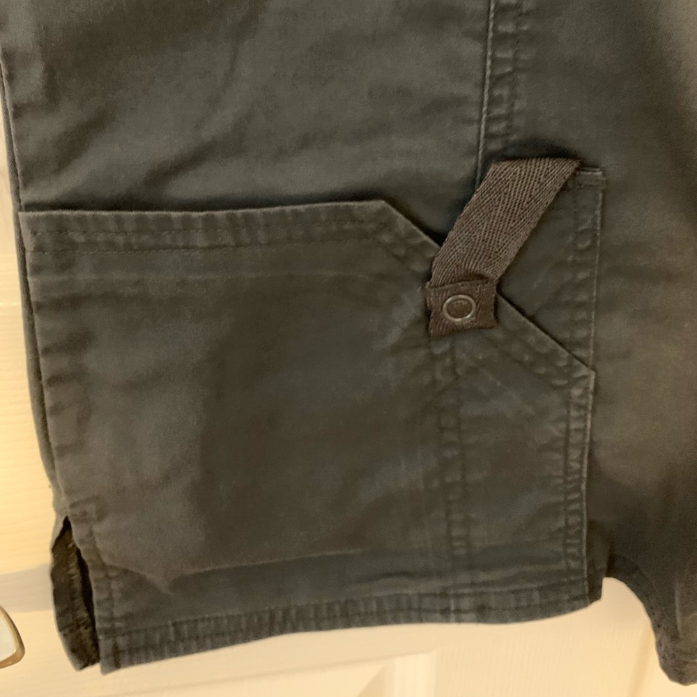 Cherokee Grey Scrub Top - Picture 4 of 6
